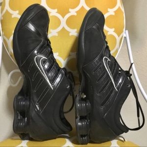 Nike | Black Tennis Shoes